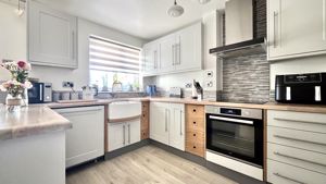 Kitchen- click for photo gallery